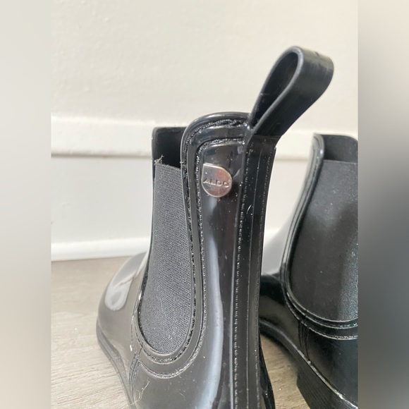 Aldo Womens Rain Boots,Ankle Height, Size 8.5, Lightly Worn, Perfect for Spring - Picture 6 of 7